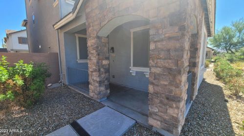 6905 9th Ave, Phoenix AZ  85041-6753 exterior