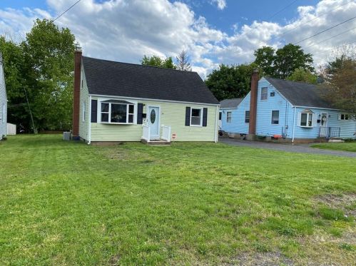 34 Country Club Rd, New Britain, CT 06053-1052