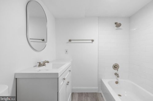 1014 Mulberry St, Chester PA 19015-3045 exterior