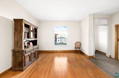 325 8th Ave, Duluth MN 55802-2606 exterior