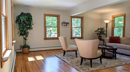 7 Phillips Rd, Poughkeepsie NY 12603-2909 exterior