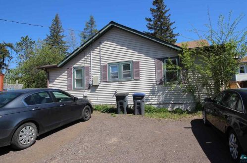 4710 Mcculloch St, Duluth MN 55804-1935 exterior