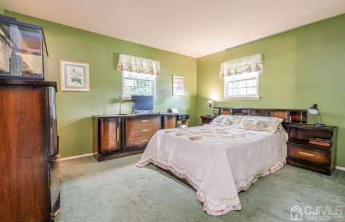 9 Tompkins Rd, Old Bridge NJ 08857-1846 exterior