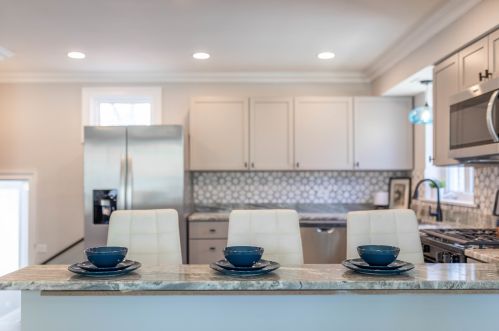 2500 11 Ave, Broadview IL 60155-4814 exterior