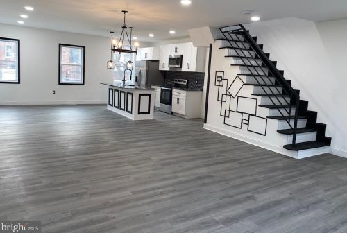 2010 Cheltenham Ave, Philadelphia PA 19120-1001 exterior