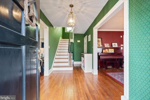 17 Morningside Dr, Trenton NJ 08618-4914 exterior