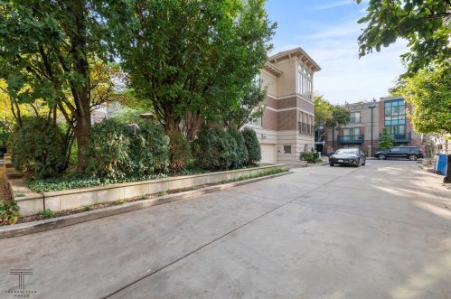 1345 Federal St, Chicago IL  60605-2716 exterior