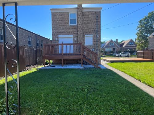 8635 Winchester Ave, Chicago IL 60620-5450 exterior