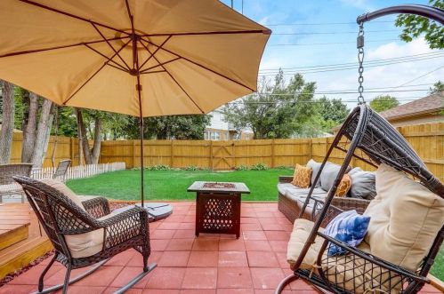 9916 Grantosa Dr, Milwaukee WI  53222-1411 exterior