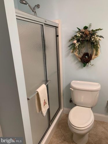 112 Parkview Cir, Media PA 19063-6317 exterior