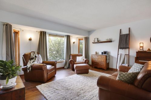 7965 Bowman Ave, South Saint Paul, MN 55076-2904