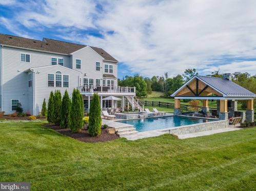 23073 Creighton Farms Dr, Leesburg VA 20175-6491 exterior