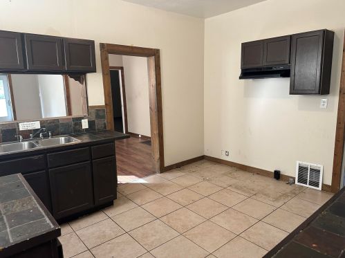 2228 Buffum St, Milwaukee WI  53212-3328 exterior