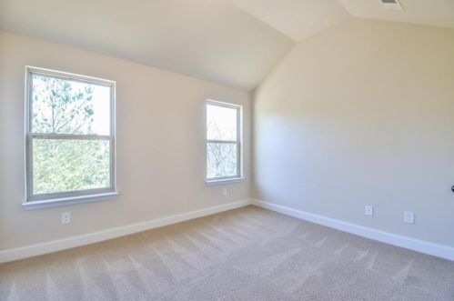 2746 Dayview Ln, Atlanta GA 30331-9513 exterior