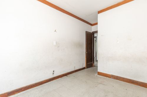 6203 Hermitage Ave, Chicago IL 60660-1103 exterior