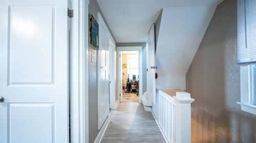 36 Grape St, Pittsburgh PA  15210-2022 exterior