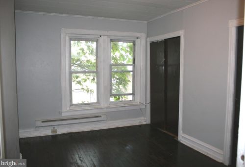 410 Jefferson Ave, Pottstown PA 19464-5329 exterior