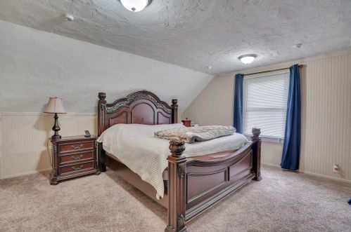 1969 96, Milwaukee WI 53227-1422 exterior