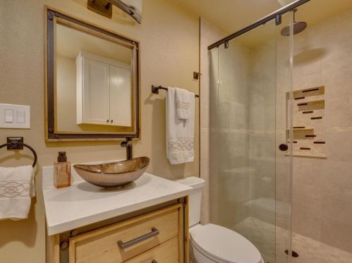 3909 Edwards Mtn Dr, Austin TX 78731-3845 exterior