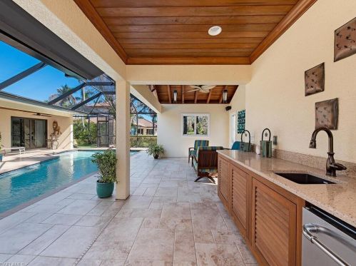 230 Champney Bay Ct, Naples FL 34102-7952 exterior