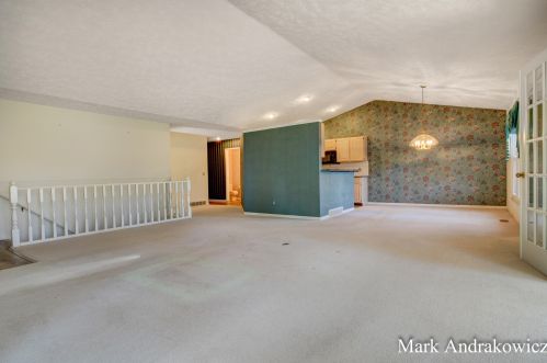 2055 Cross Creek Dr, Grand Rapids MI 49508-8775 exterior