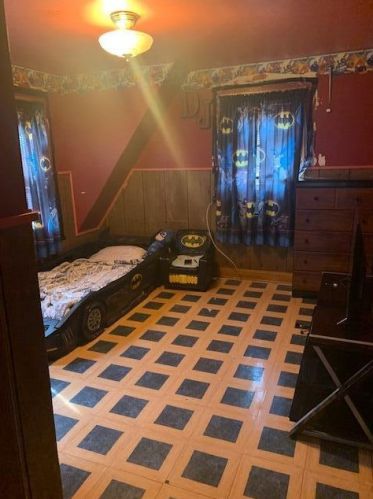 6502 Medford Ave, Milwaukee WI 53218-4837 exterior