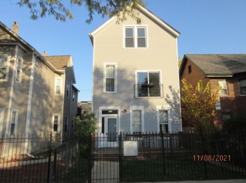 1729 Whipple St, Chicago IL 60652-3446 exterior