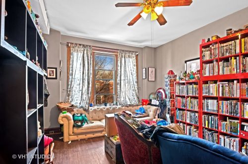 2036 Hoyne Ave, Chicago IL 60643-3308 exterior