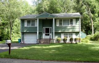 121 Euclid Ave, Matawan, NJ 07747-2406