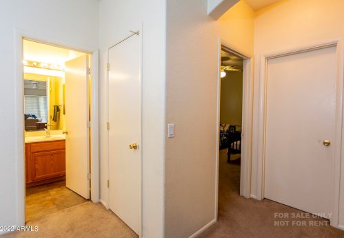 2903 Cavalier Dr, Phoenix AZ 85019-1717 exterior