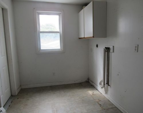 2 Highland St, Woburn MA 01801-5125 exterior