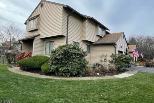 7 Eagle Dr, Fredon, NJ 07860-1459