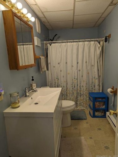 24 Mcguinness St, Torrington CT 06790-3222 exterior