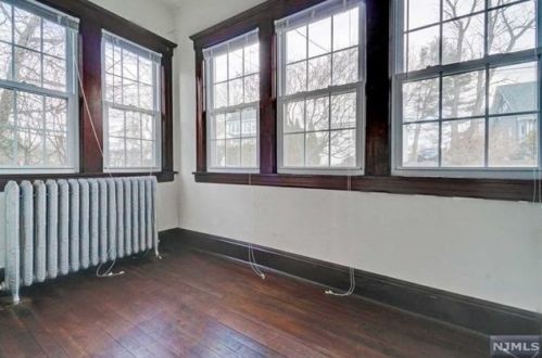 170 Fulton St, N Milford NJ 07646-1650 exterior