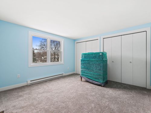 5160 King Arthurs Ct, Milwaukee WI 53221-3138 exterior