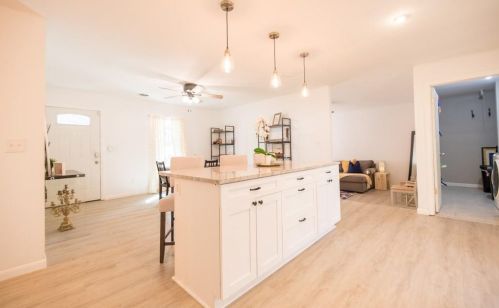 2555 Lewfield Cir, Atlanta GA 30316-3955 exterior