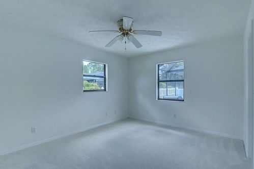 174 Parish Ter, Fort Pierce FL  34984-3636 exterior