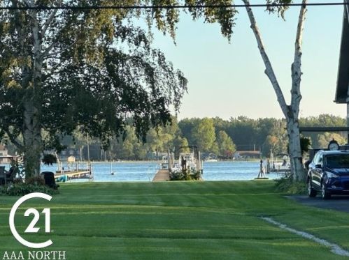 4977 Pointe Tremble Rd, Algonac MI  48001-4361 exterior