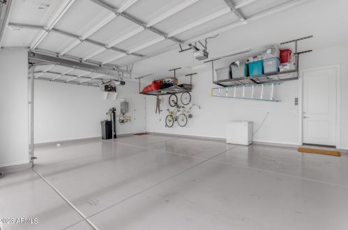 8513 22 Dr, Phoenix AZ 85041-7712 exterior