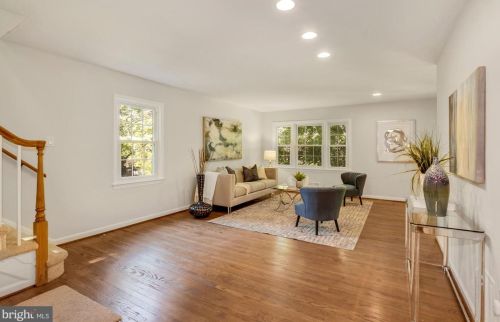 619 Azalea Dr, Rockville, MD 20850-2005