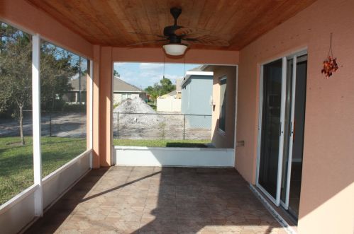 1146 Kalevala Dr, Fort Pierce FL 34953-6810 exterior