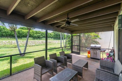 7851 Villa Nova Dr, Boca Raton FL 33433-1028 exterior