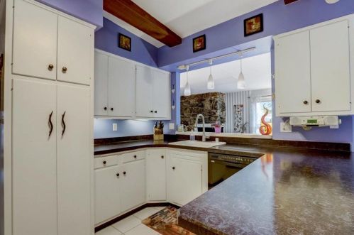 6621 Wisconsin Ave, Milwaukee WI 53213-3914 exterior