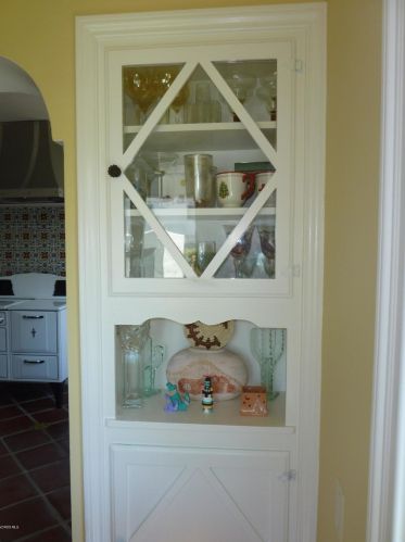 636 5 St, Oxnard CA 93030-6520 exterior