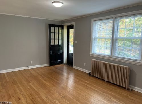 103 Lincoln Park, Cranford NJ  07016-3120 exterior