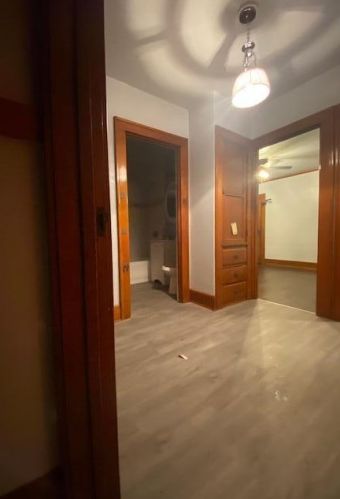 2835 37, Milwaukee WI 53215-3512 exterior