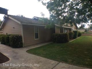 1531-1537 Cross Ave, Tulare CA  93274-2533 exterior