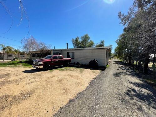 21931 Cedar St, Perris CA 92570-9289 exterior