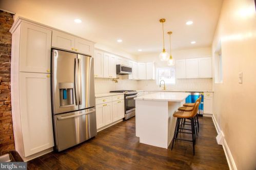 2022 21 St, Philadelphia PA 19145-2722 exterior