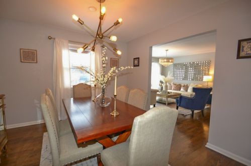 8221 Mohawk Rd, Milwaukee WI 53217-1737 exterior